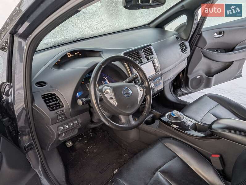 Хэтчбек Nissan Leaf 2013 в Дрогобыче