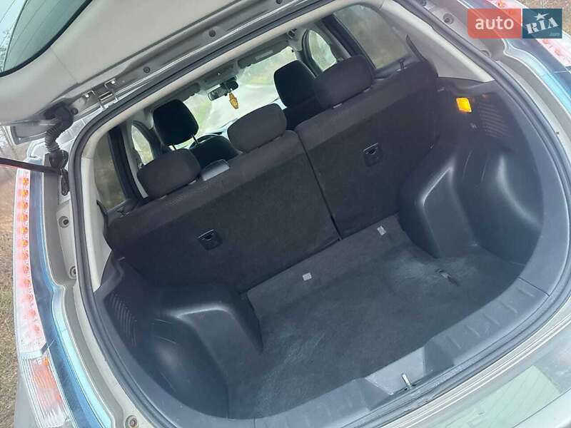 Хэтчбек Nissan Leaf 2014 в Владимире