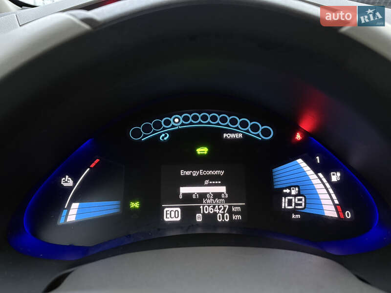 Хэтчбек Nissan Leaf 2012 в Луцке