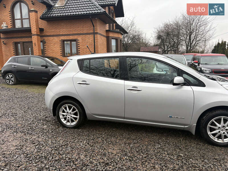 Хэтчбек Nissan Leaf 2013 в Луцке