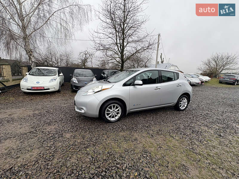 Хэтчбек Nissan Leaf 2013 в Луцке