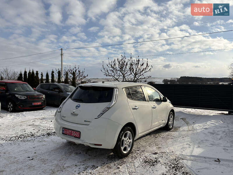Хэтчбек Nissan Leaf 2016 в Луцке