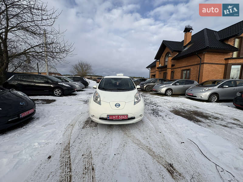 Хэтчбек Nissan Leaf 2016 в Луцке