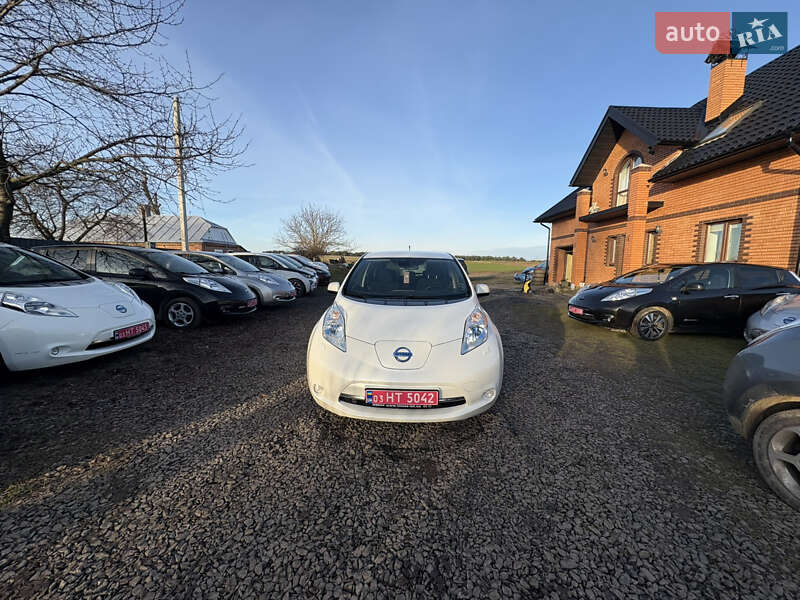 Хэтчбек Nissan Leaf 2013 в Луцке