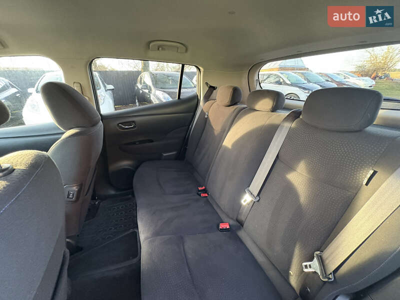 Хэтчбек Nissan Leaf 2013 в Луцке