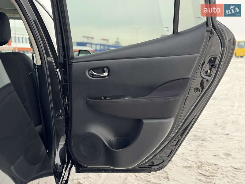 Хэтчбек Nissan Leaf 2016 в Львове фото 24 Хэтчбек Nissan Leaf 2016 в Львове