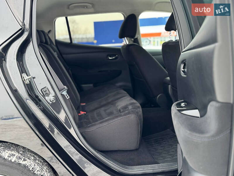 Хэтчбек Nissan Leaf 2016 в Львове фото 48 Хэтчбек Nissan Leaf 2016 в Львове
