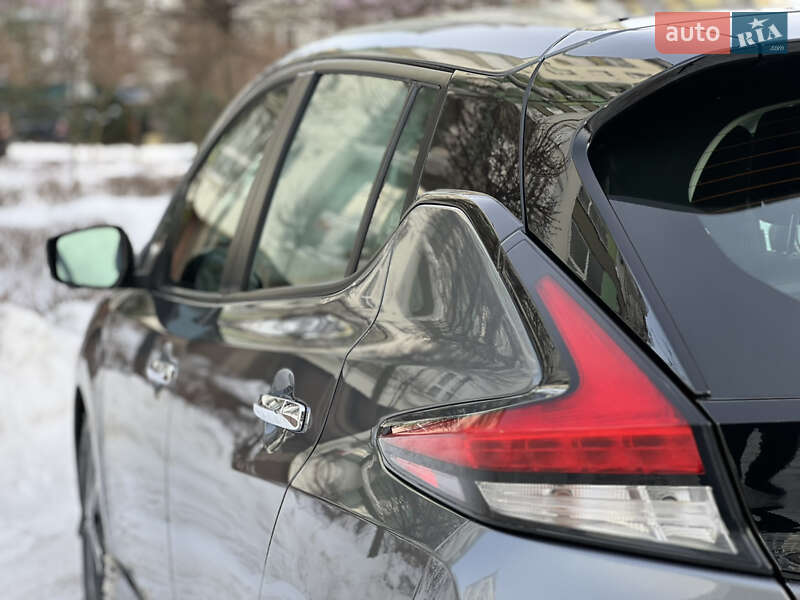 Хэтчбек Nissan Leaf 2020 в Ивано-Франковске фото 26 Хэтчбек Nissan Leaf 2020 в Ивано-Франковске