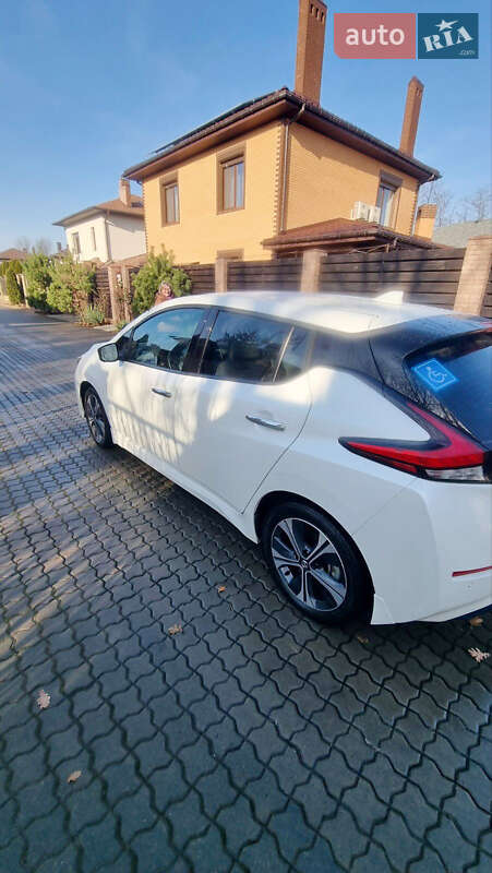 Хэтчбек Nissan Leaf 2020 в Одессе