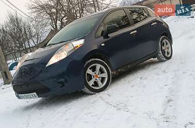 Хэтчбек Nissan Leaf 2017 в Одессе