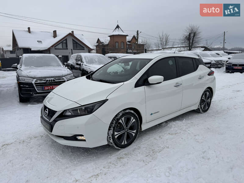 Хэтчбек Nissan Leaf 2018 в Ивано-Франковске