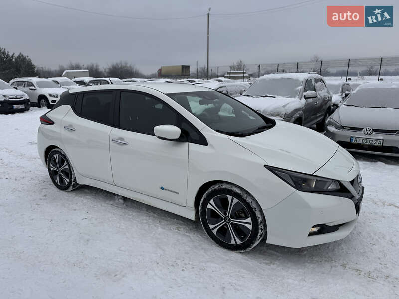 Хэтчбек Nissan Leaf 2018 в Ивано-Франковске