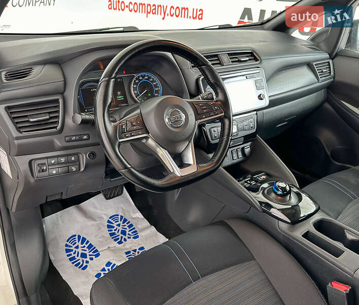 Хэтчбек Nissan Leaf 2018 в Львове