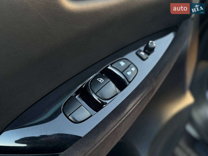 Хэтчбек Nissan Leaf 2016 в Львове фото 25 Хэтчбек Nissan Leaf 2016 в Львове