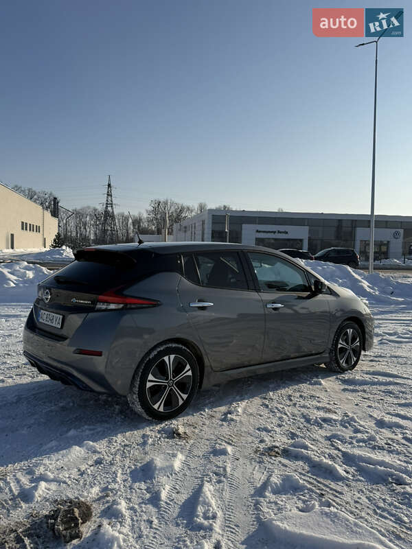 Хэтчбек Nissan Leaf 2019 в Луцке