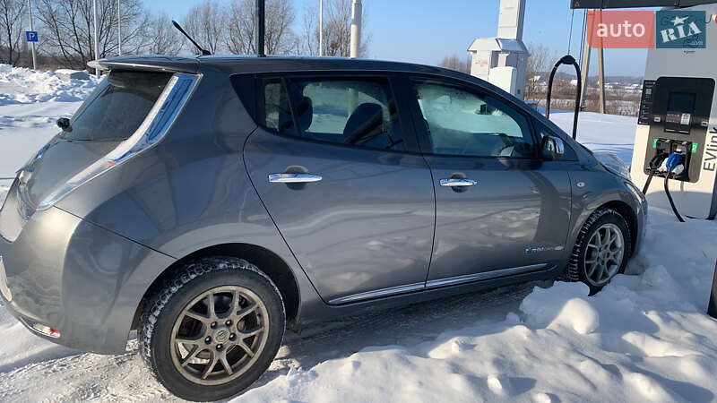 Хетчбек Nissan Leaf 2014 в Луцьку фото 6 Хетчбек Nissan Leaf 2014 в Луцьку