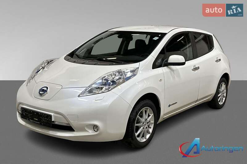 Хэтчбек Nissan Leaf 2016 в Ровно
