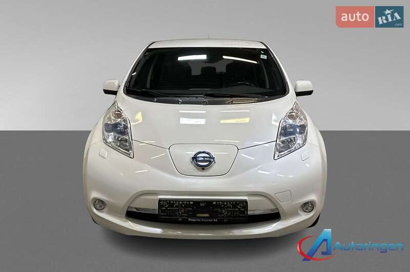 Хэтчбек Nissan Leaf 2016 в Ровно