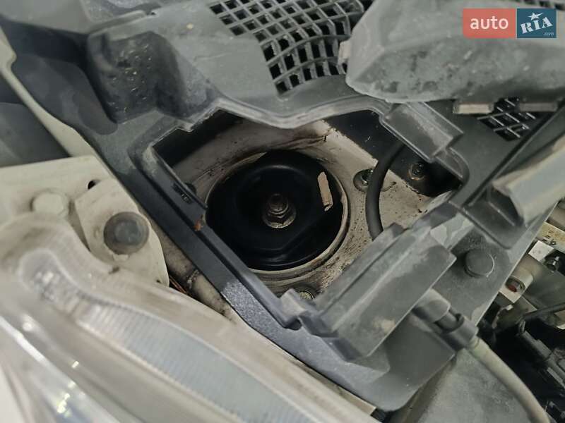 Хэтчбек Nissan Leaf 2016 в Ровно