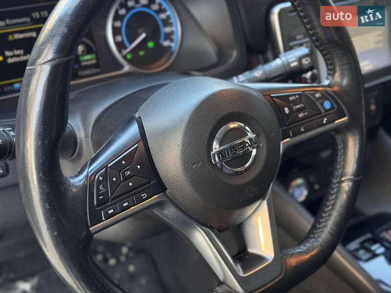 Хэтчбек Nissan Leaf 2018 в Ровно