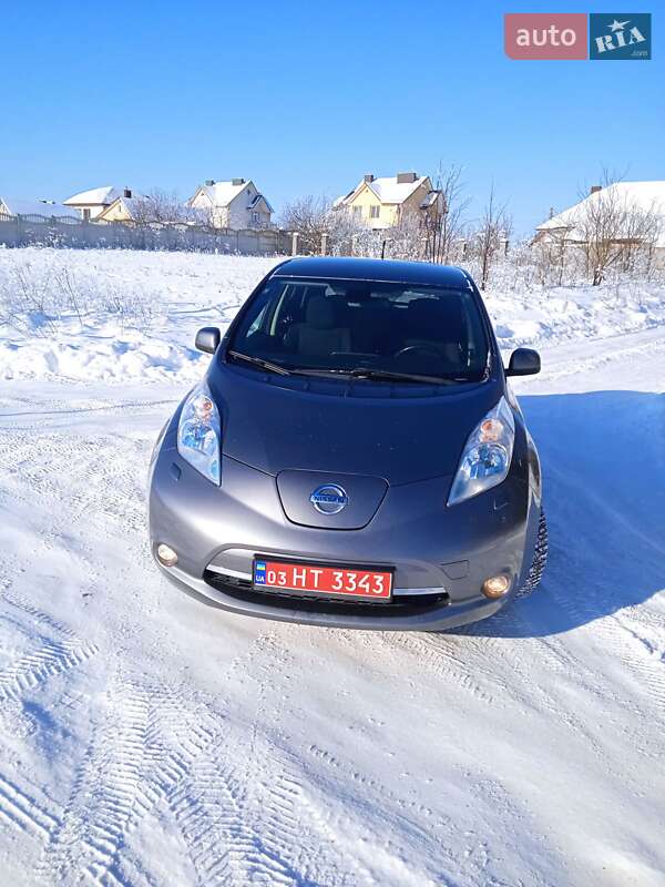 Хэтчбек Nissan Leaf 2014 в Ровно фото 11 Хэтчбек Nissan Leaf 2014 в Ровно