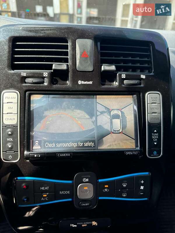 Хетчбек Nissan Leaf 2013 в Вінниці