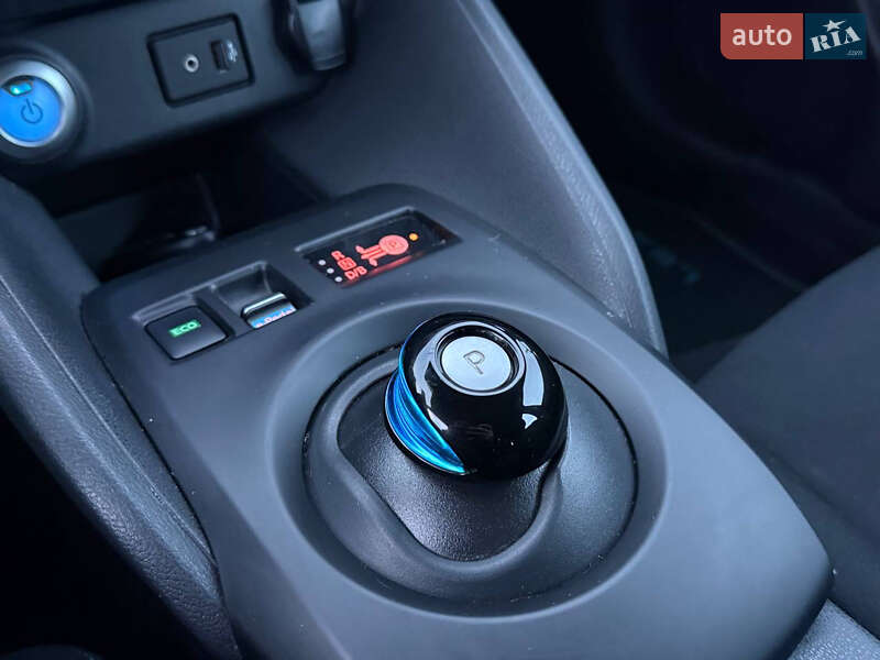 Хэтчбек Nissan Leaf 2021 в Стрые