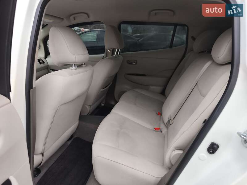 Хэтчбек Nissan Leaf 2016 в Днепре фото 10 Хэтчбек Nissan Leaf 2016 в Днепре