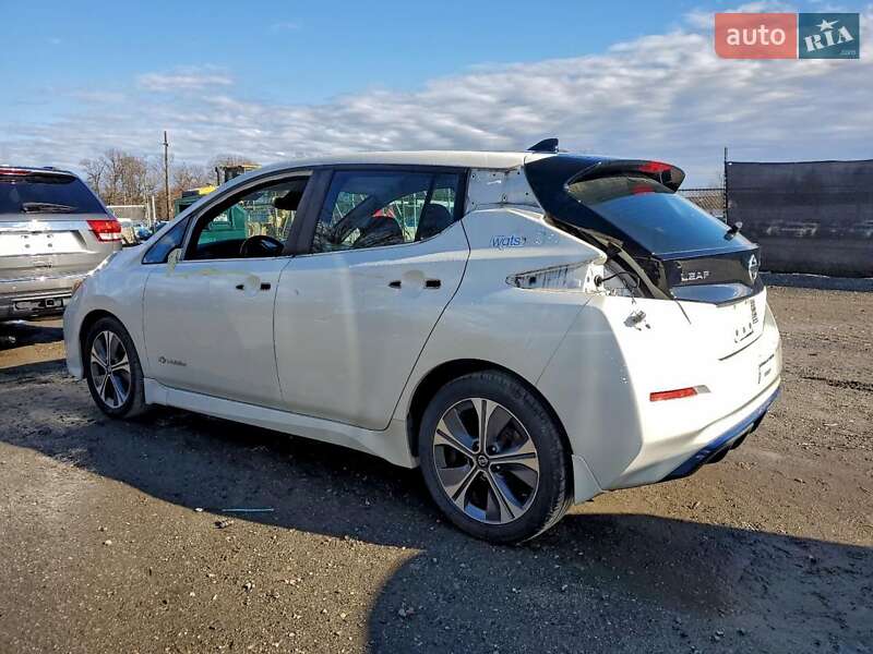 Хэтчбек Nissan Leaf 2019 в Киеве