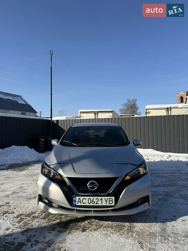 Хэтчбек Nissan Leaf 2020 в Луцке