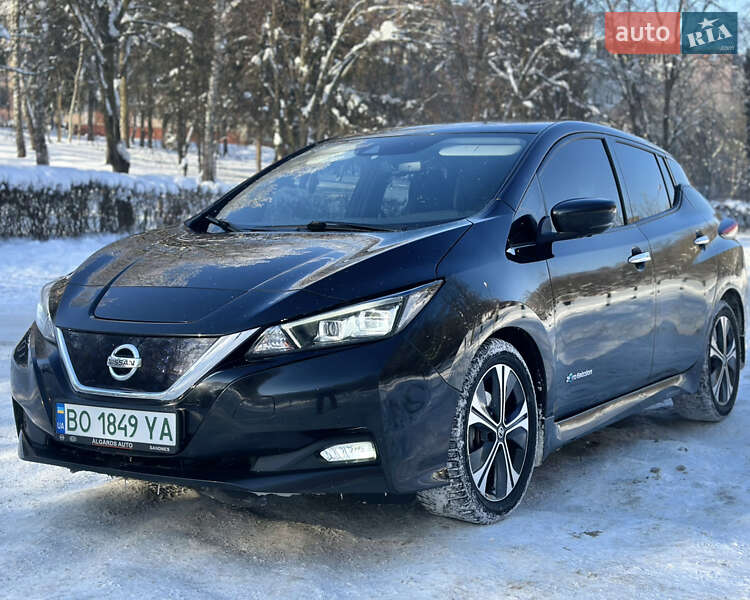 Хэтчбек Nissan Leaf 2020 в Тернополе фото 3 Хэтчбек Nissan Leaf 2020 в Тернополе