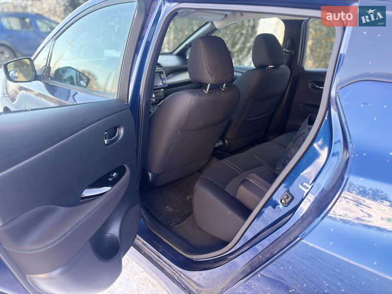 Хетчбек Nissan Leaf 2020 в Києві