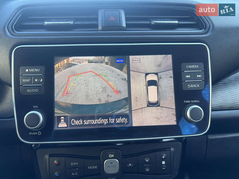 Хетчбек Nissan Leaf 2020 в Києві