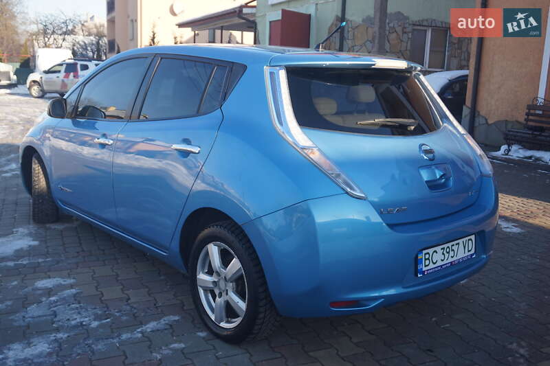 Хэтчбек Nissan Leaf 2011 в Самборе фото 9 Хэтчбек Nissan Leaf 2011 в Самборе