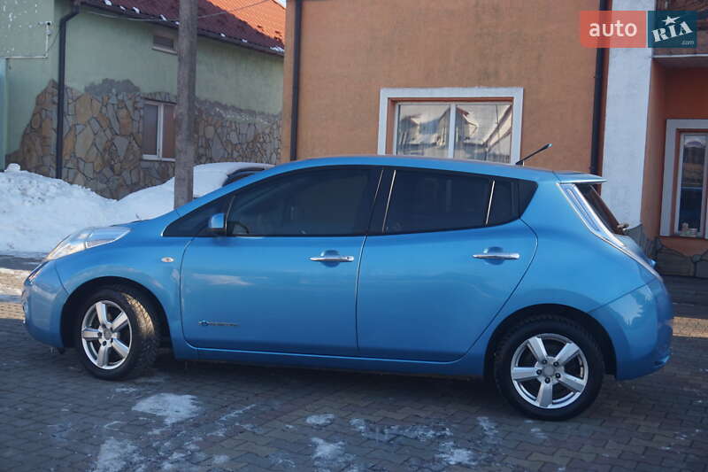 Хэтчбек Nissan Leaf 2011 в Самборе фото 11 Хэтчбек Nissan Leaf 2011 в Самборе