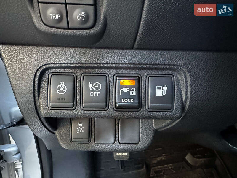 Хетчбек Nissan Leaf 2016 в Києві