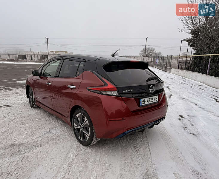 Хэтчбек Nissan Leaf 2019 в Одессе
