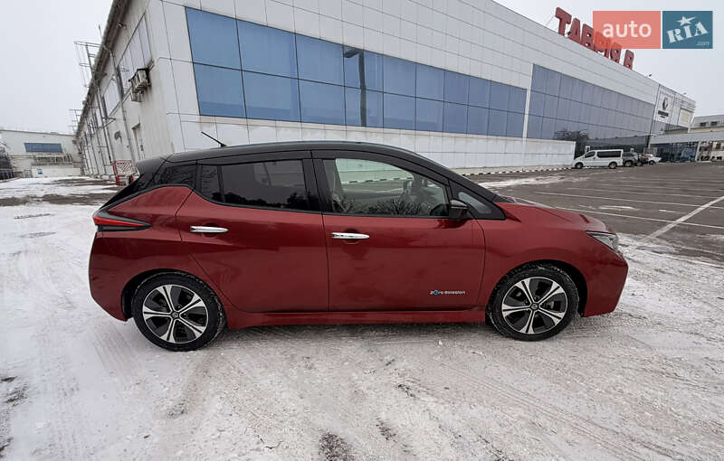 Хэтчбек Nissan Leaf 2019 в Одессе
