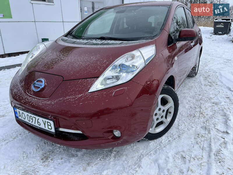 Хэтчбек Nissan Leaf 2016 в Львове фото Хэтчбек Nissan Leaf 2016 в Львове