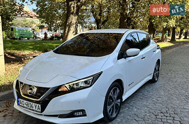 Хэтчбек Nissan Leaf 2018 в Ужгороде