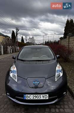 Хэтчбек Nissan Leaf 2013 в Львове