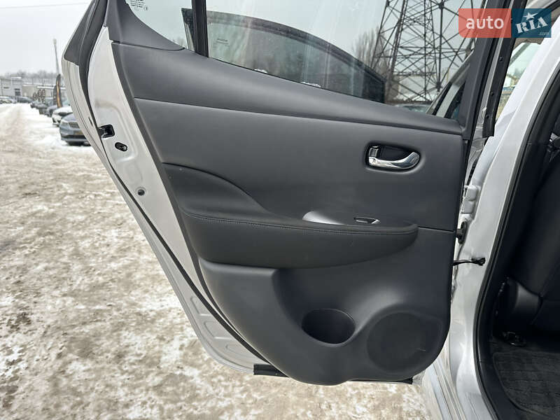 Хэтчбек Nissan Leaf 2024 в Харькове фото 16 Хэтчбек Nissan Leaf 2024 в Харькове