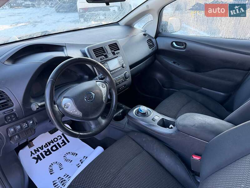 Хэтчбек Nissan Leaf 2014 в Луцке фото 13 Хэтчбек Nissan Leaf 2014 в Луцке