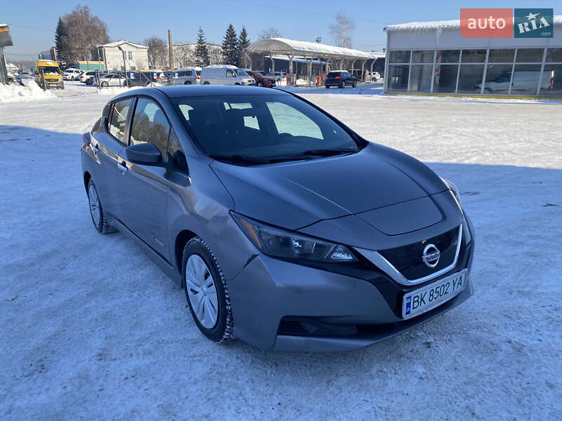 Хэтчбек Nissan Leaf 2018 в Ровно фото 10 Хэтчбек Nissan Leaf 2018 в Ровно