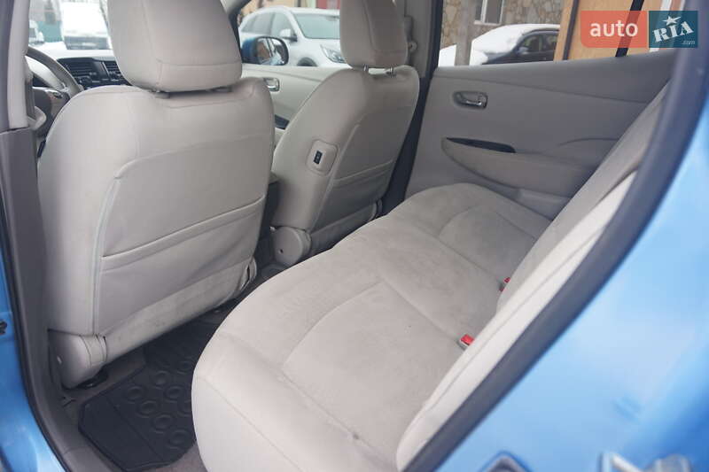 Хэтчбек Nissan Leaf 2011 в Самборе фото 48 Хэтчбек Nissan Leaf 2011 в Самборе