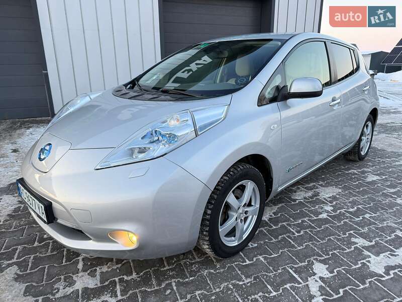 Хэтчбек Nissan Leaf 2012 в Владимире фото 4 Хэтчбек Nissan Leaf 2012 в Владимире