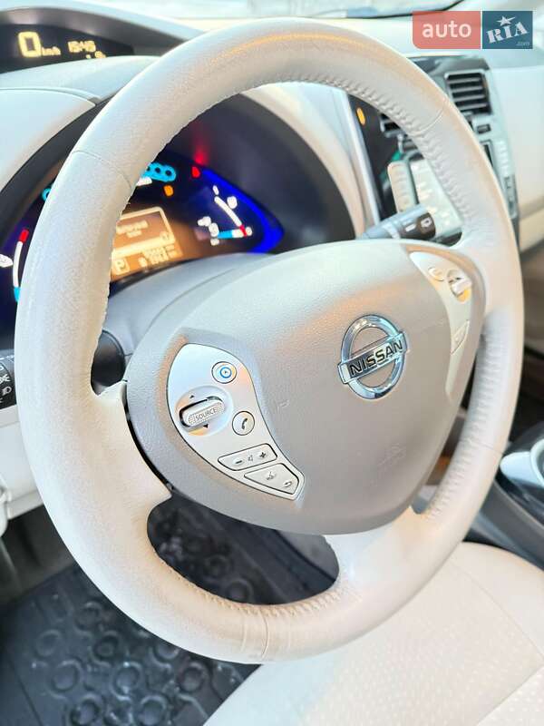 Хэтчбек Nissan Leaf 2012 в Владимире фото 31 Хэтчбек Nissan Leaf 2012 в Владимире
