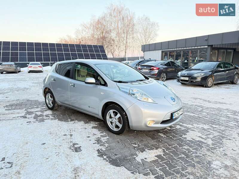 Хэтчбек Nissan Leaf 2012 в Владимире фото 93 Хэтчбек Nissan Leaf 2012 в Владимире