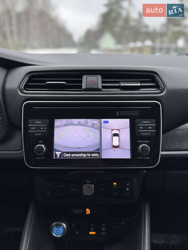 Хэтчбек Nissan Leaf 2017 в Маневичах фото 17 Хэтчбек Nissan Leaf 2017 в Маневичах