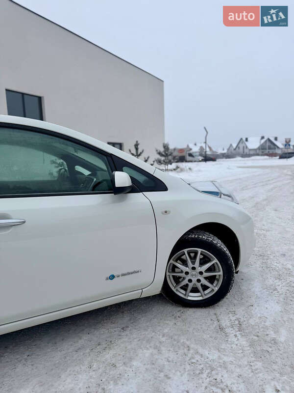 Хэтчбек Nissan Leaf 2015 в Луцке фото 11 Хэтчбек Nissan Leaf 2015 в Луцке